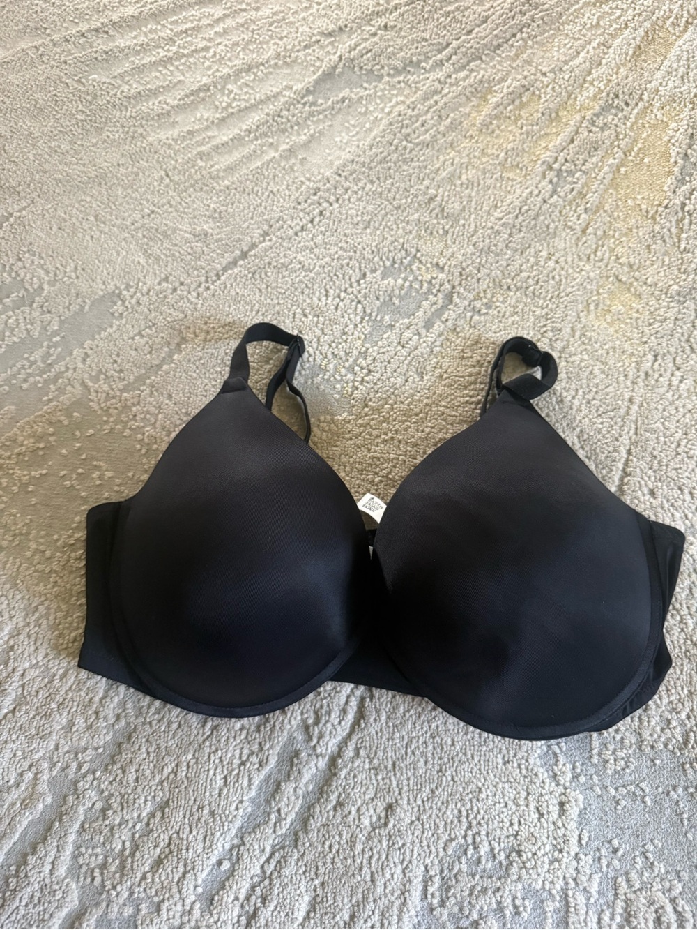 Victoria’s Secret Pink black bra where everywhere push up 40DDD